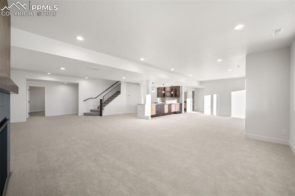 Image 35 of 50: No Description Available