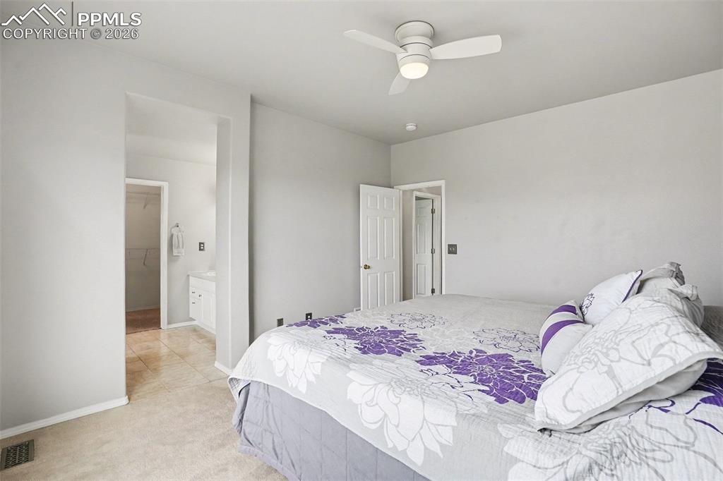 Image 22 of 47: Deck