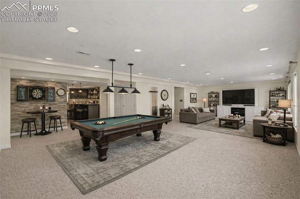 Image 33 of 47: Bedroom