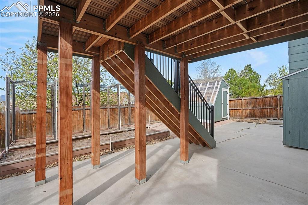 Image 43 of 47: Back of Structure