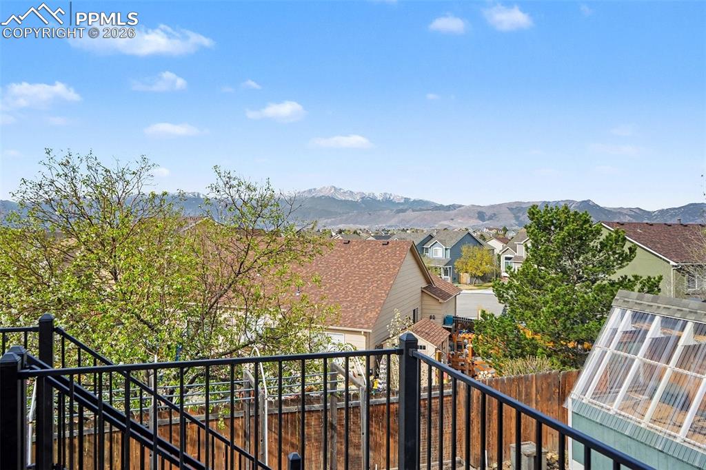 Image 8 of 47: Front of Structure