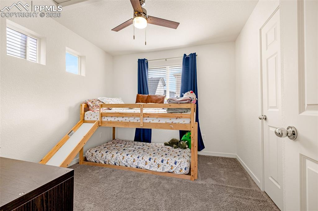 Image 15 of 24: Bedroom