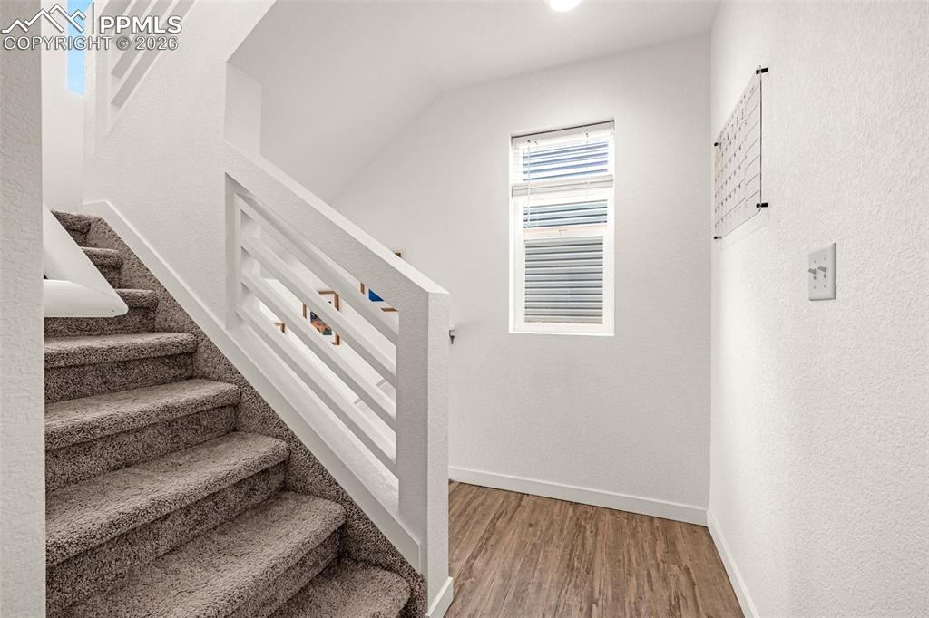 Image 18 of 24: Hallway