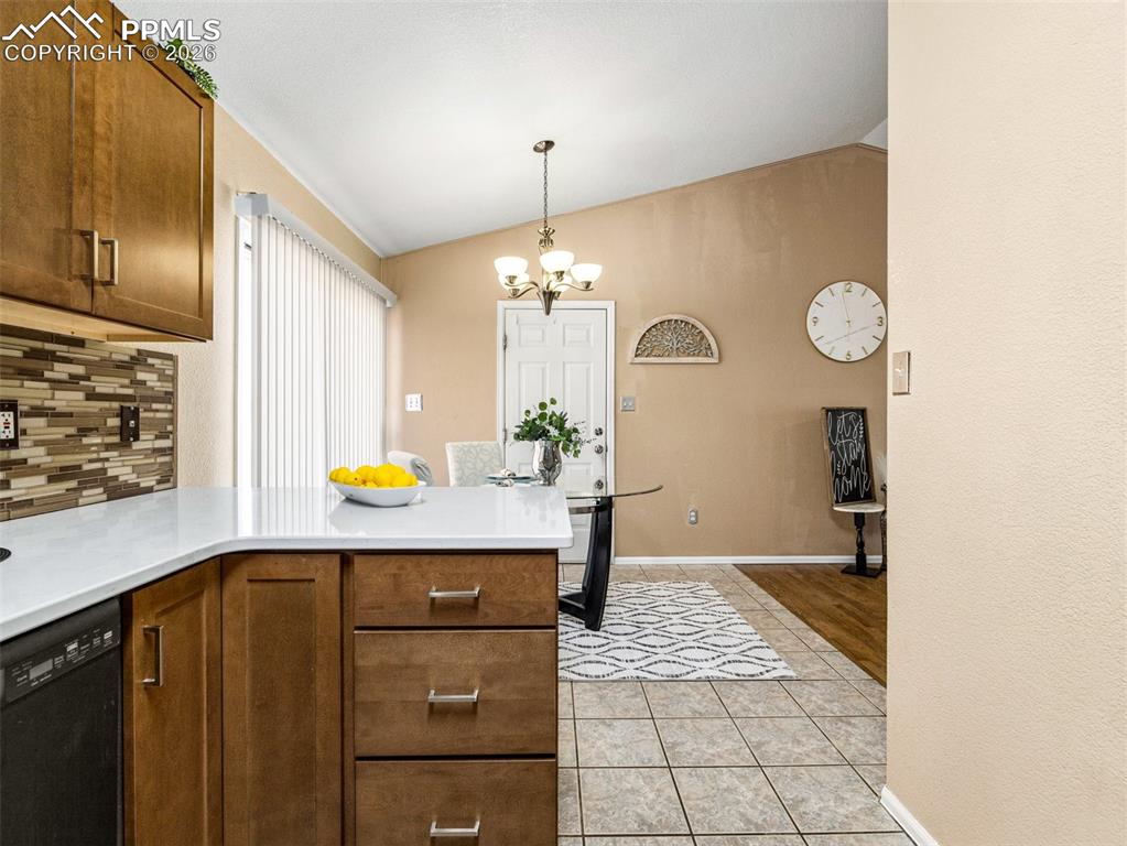 Image 12 of 26: Kitchen