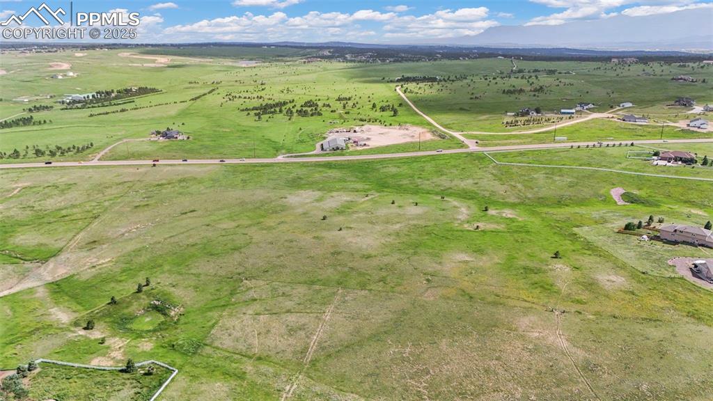 Image 10 of 23: View of the land