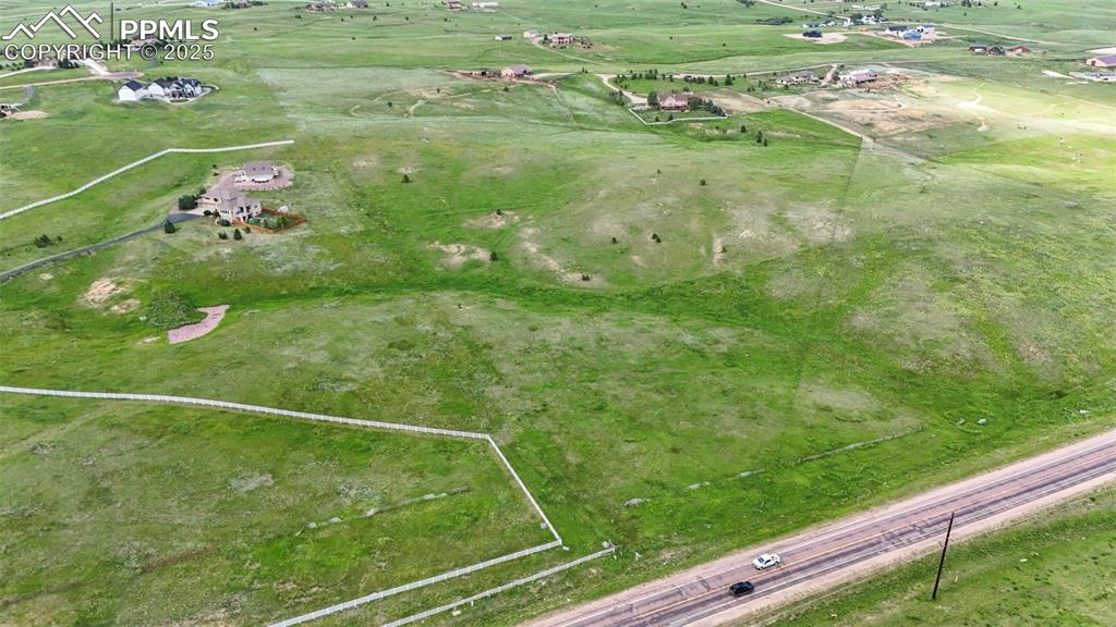 Image 12 of 23: View of property location with rural landscape