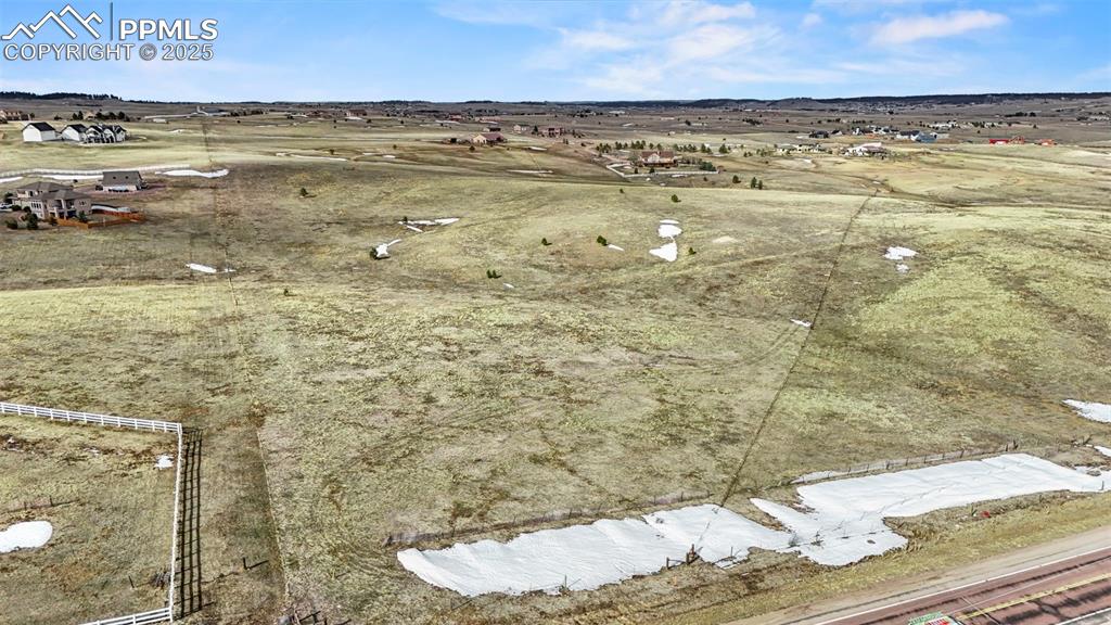 Image 23 of 23: Drone / aerial view