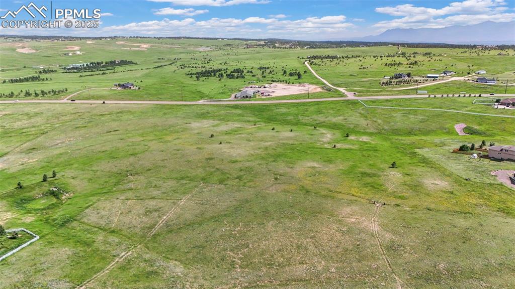Image 6 of 23: View of the land