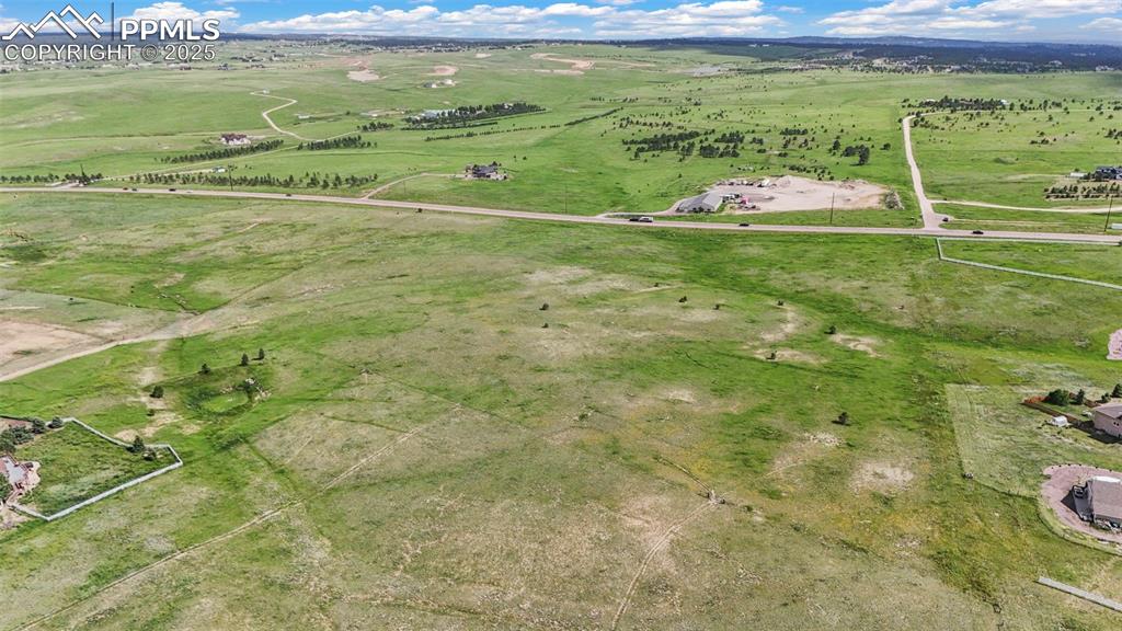 Image 9 of 23: View of the land