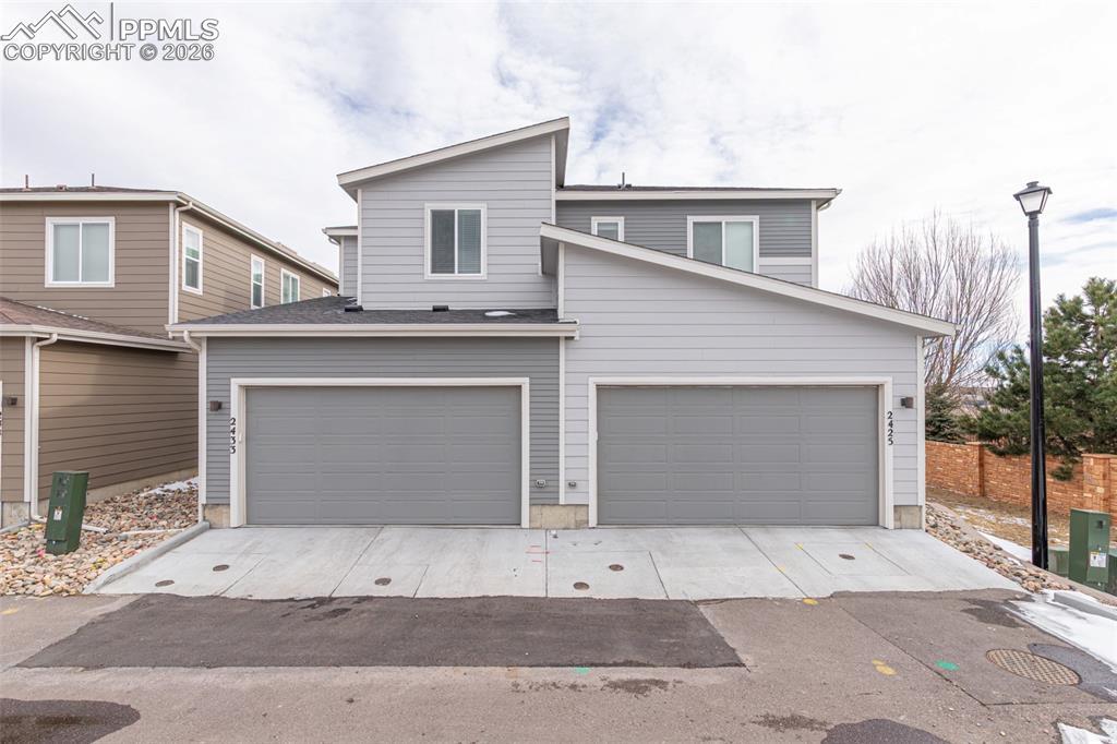 Image 24 of 27: Back of Structure