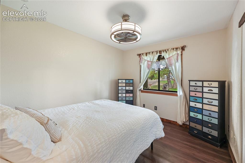 Image 19 of 50: 2nd Bedroom on Main level.