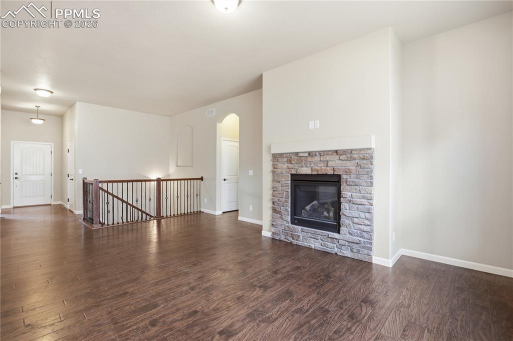 Image 11 of 39: Living Room