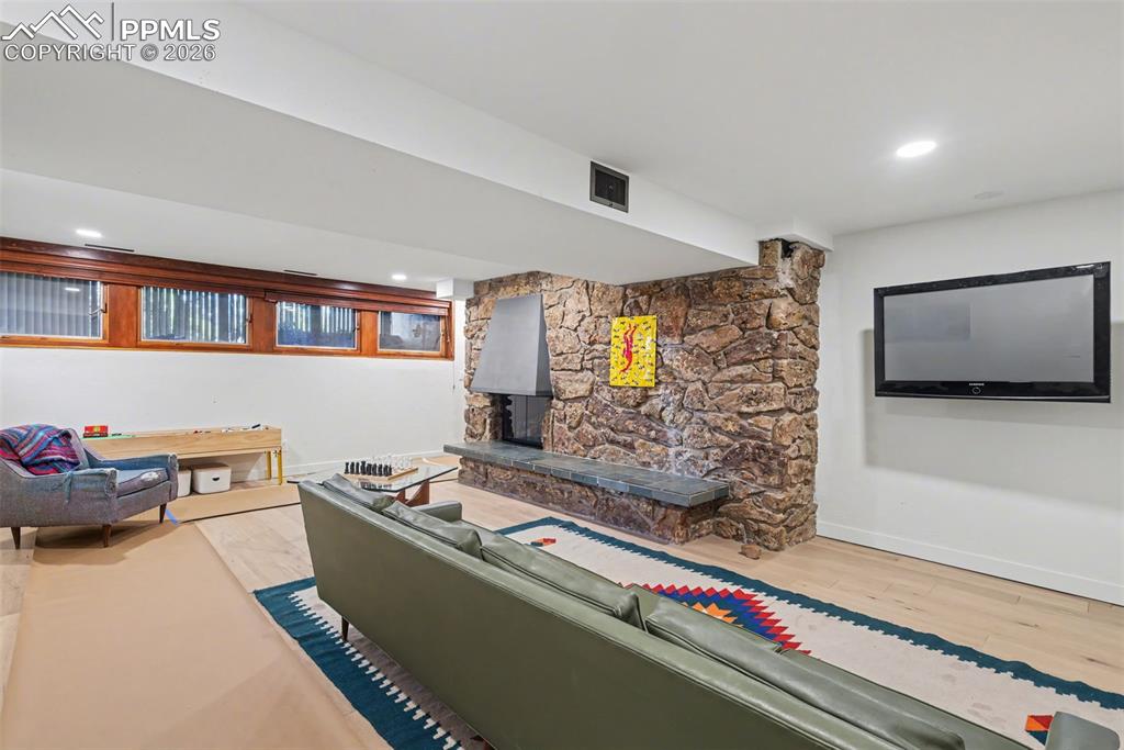 Image 32 of 50: Game Room