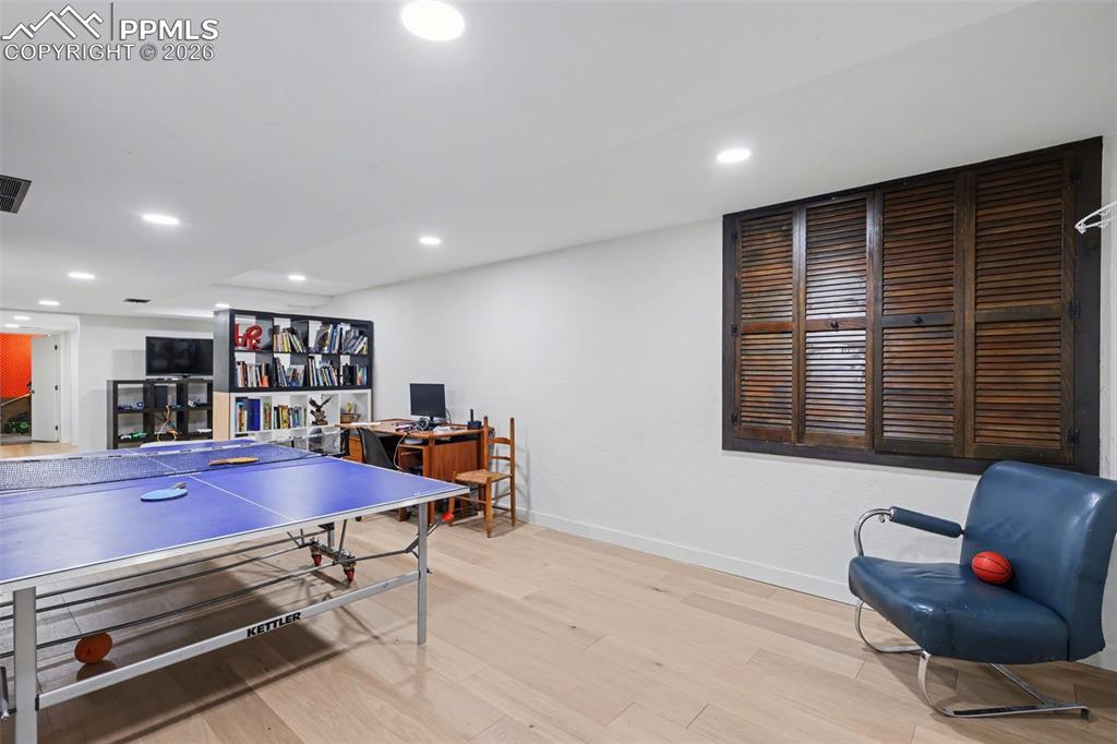 Image 40 of 50: Game Room