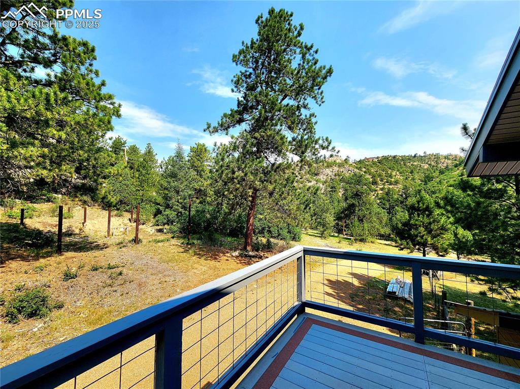 Image 48 of 50: back deck to main entry