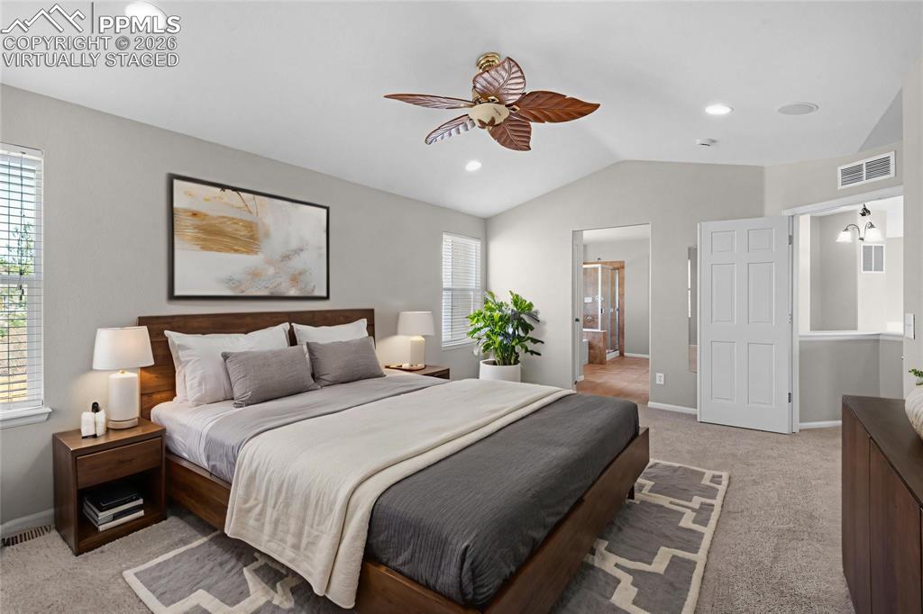 Image 17 of 50: Virtually Staged