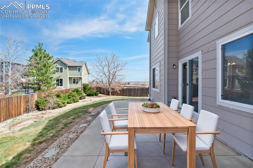 Image 36 of 50: Virtually Staged