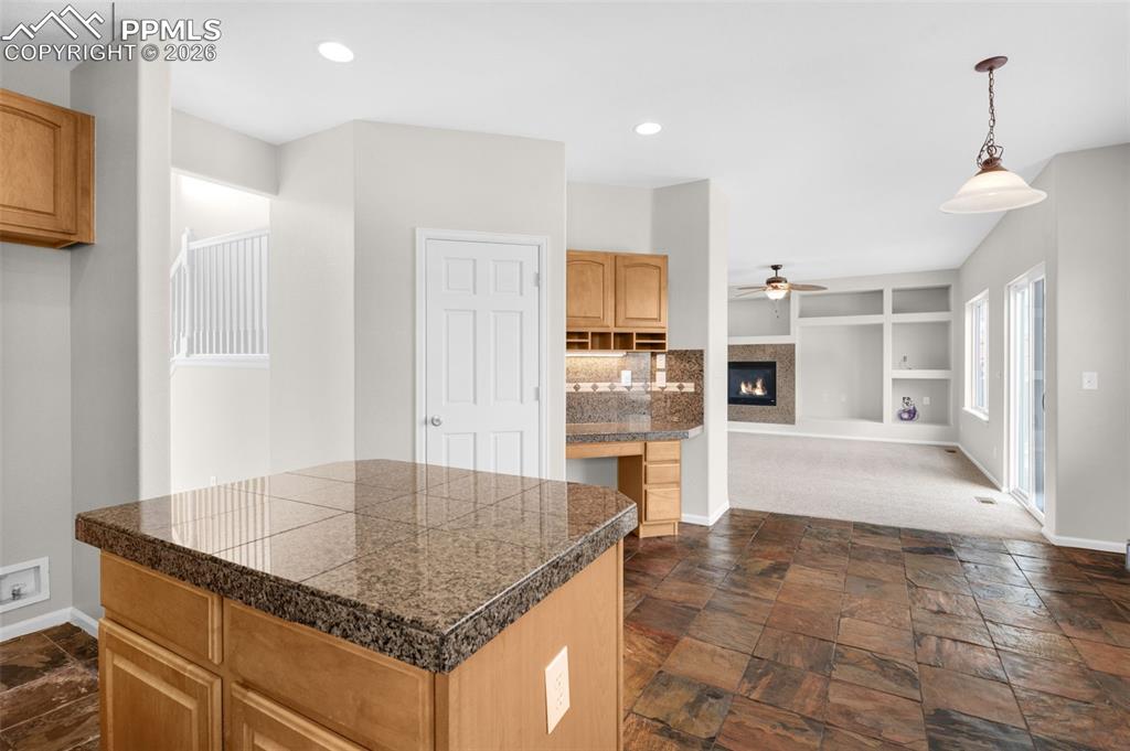 Image 6 of 50: Pantry