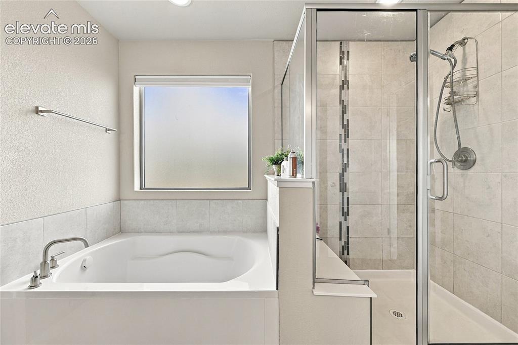 Image 23 of 31: Master Bathroom