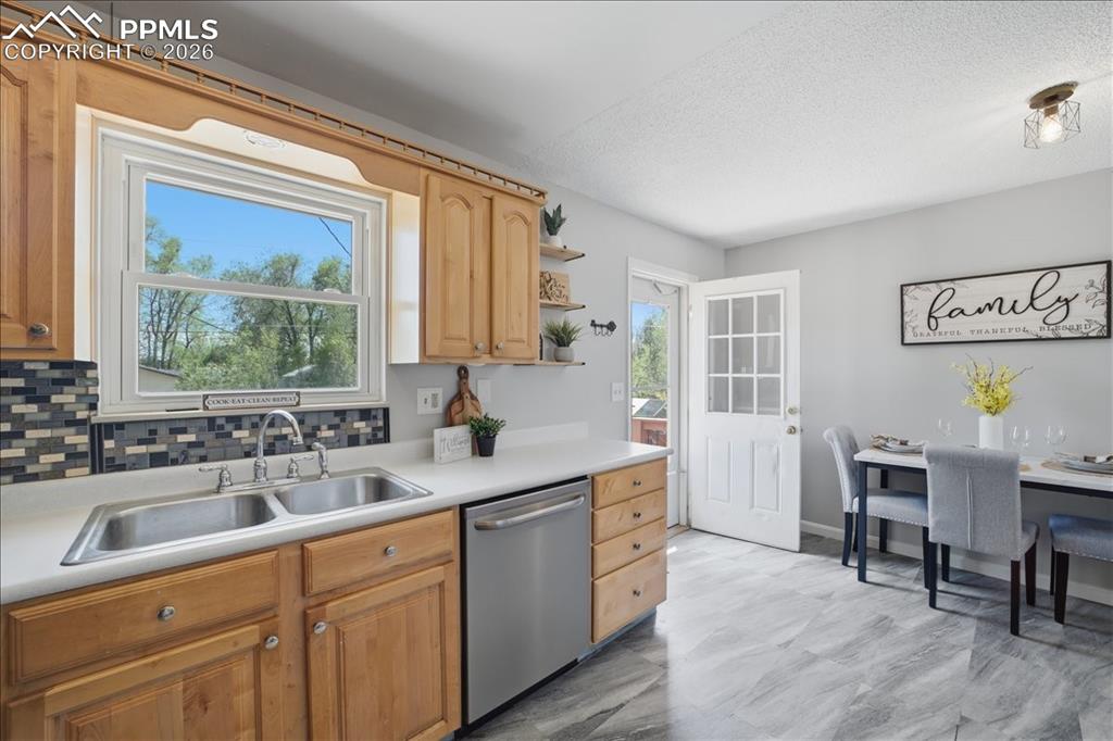 Image 12 of 48: Kitchen