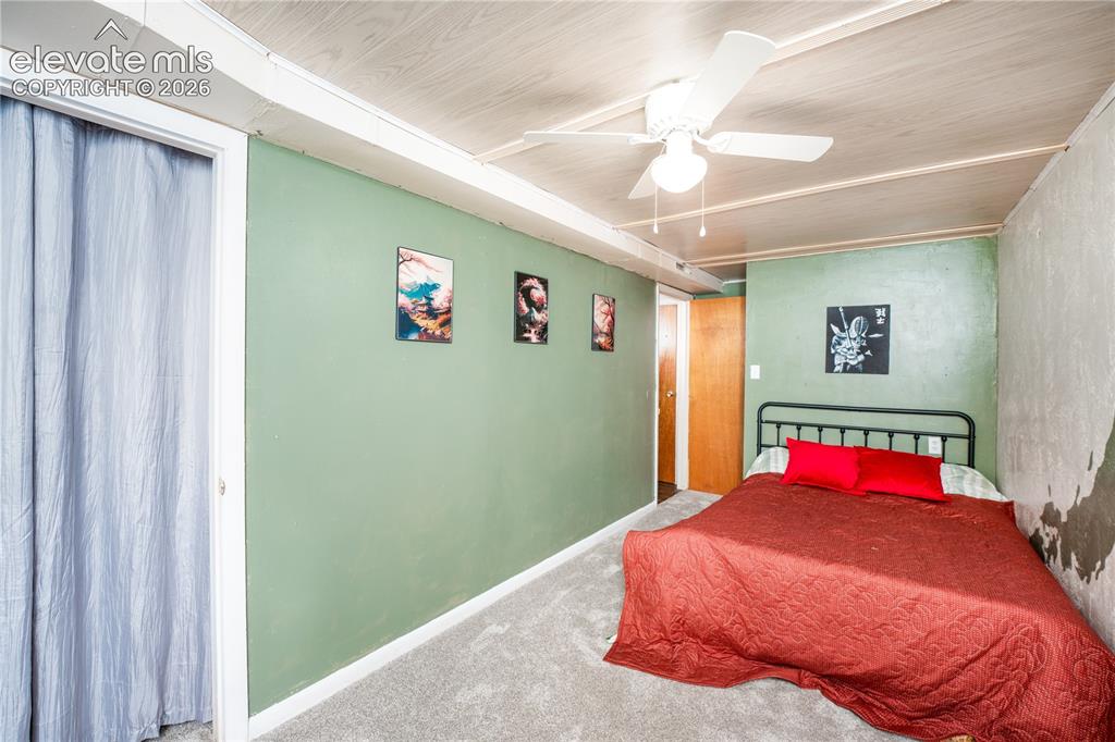 Image 18 of 35: Basement Bedroom #4
