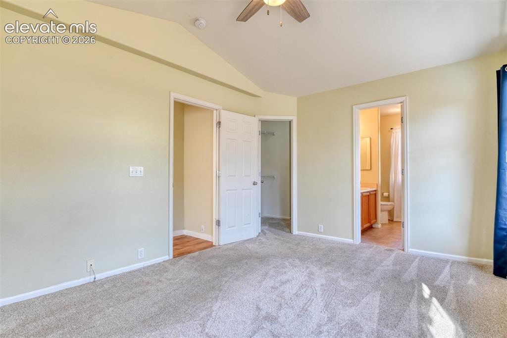 Image 17 of 42: Bedroom