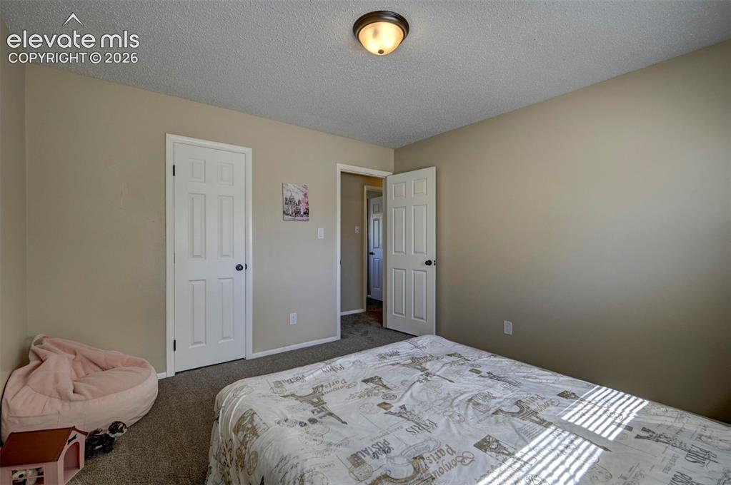 Image 19 of 48: Bedroom