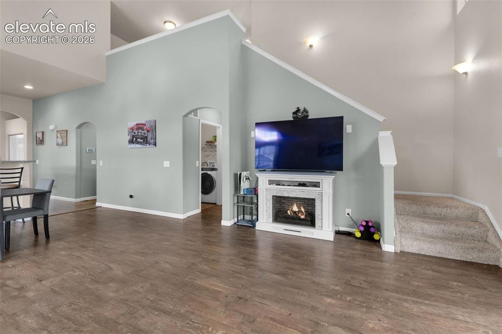 Image 10 of 50: Living Room