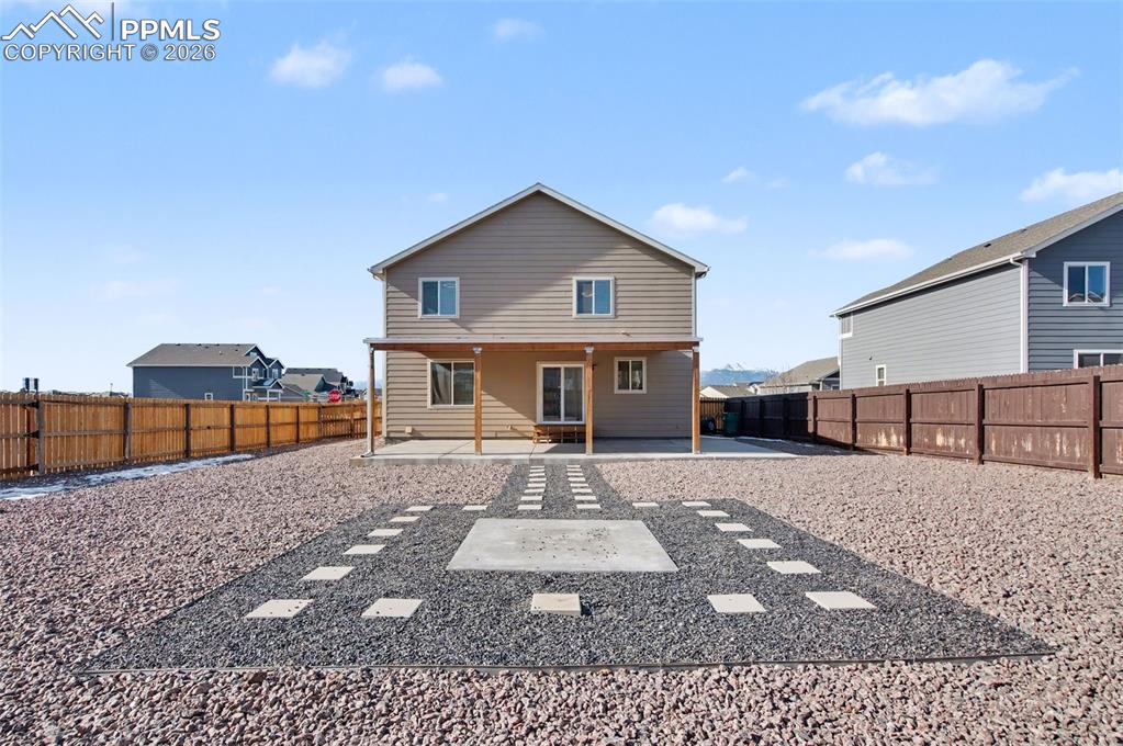 Image 34 of 43: Back of Structure