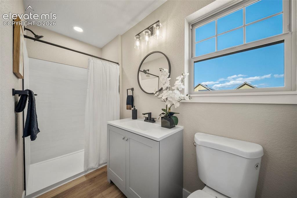 Image 25 of 42: Master Bathroom