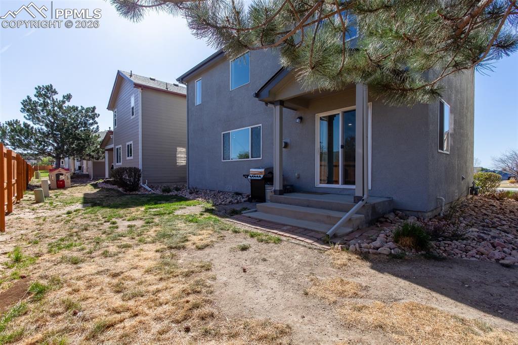 Image 35 of 38: Back of Structure