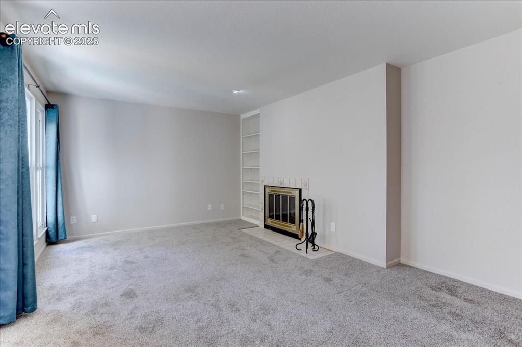 Image 4 of 46: Living Room