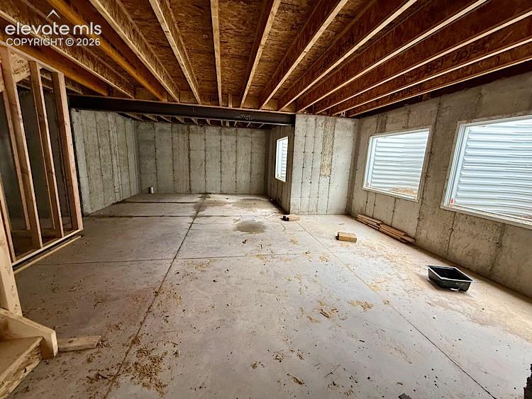 Image 23 of 35: Full Unfished Basement