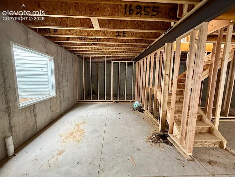 Image 26 of 35: Full Unfished Basement