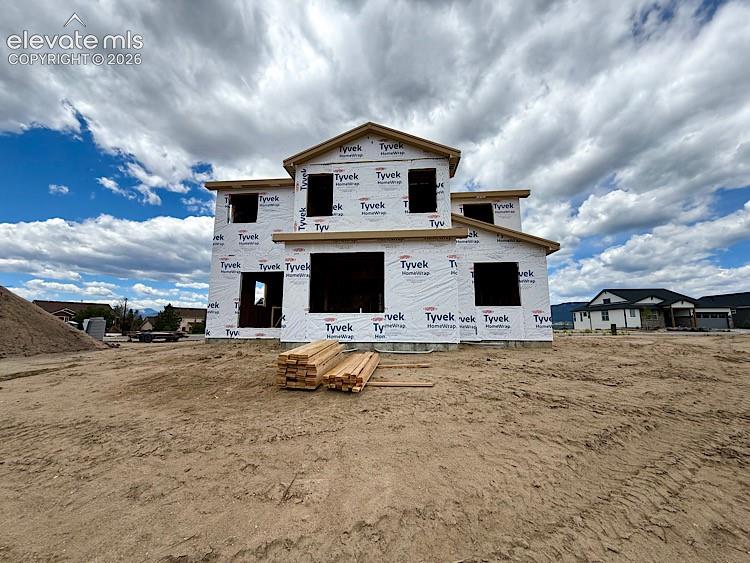 Image 29 of 35: Rear of Home