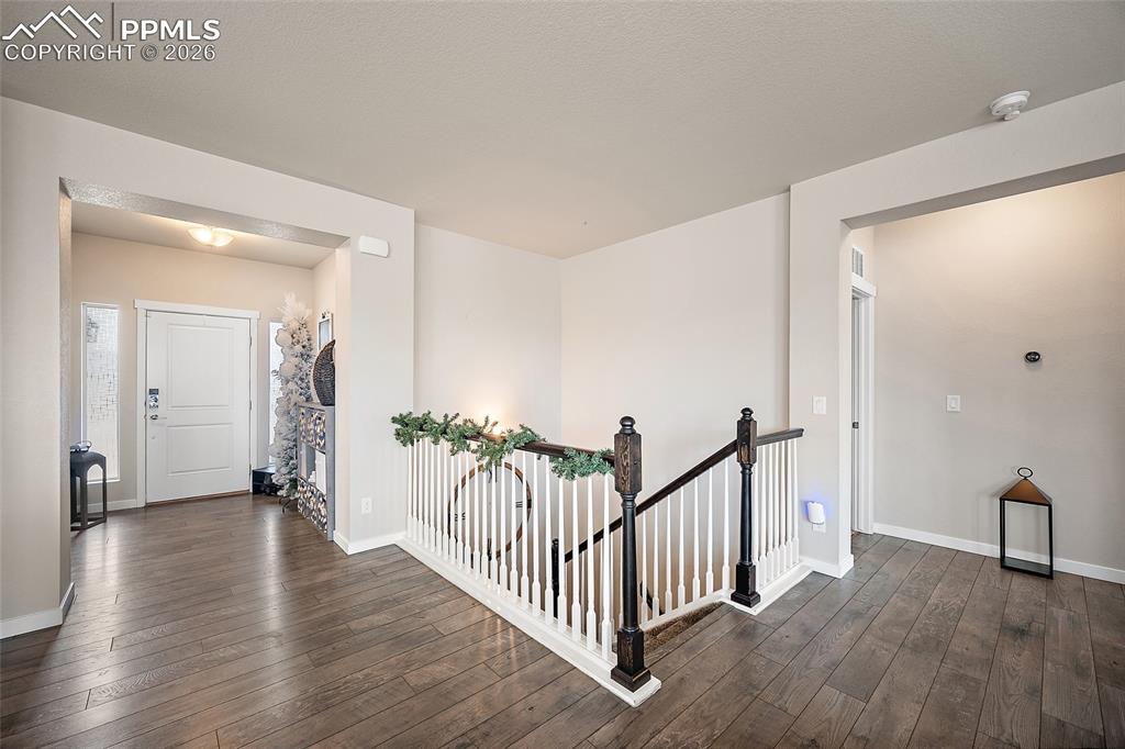 Image 24 of 46: Entry