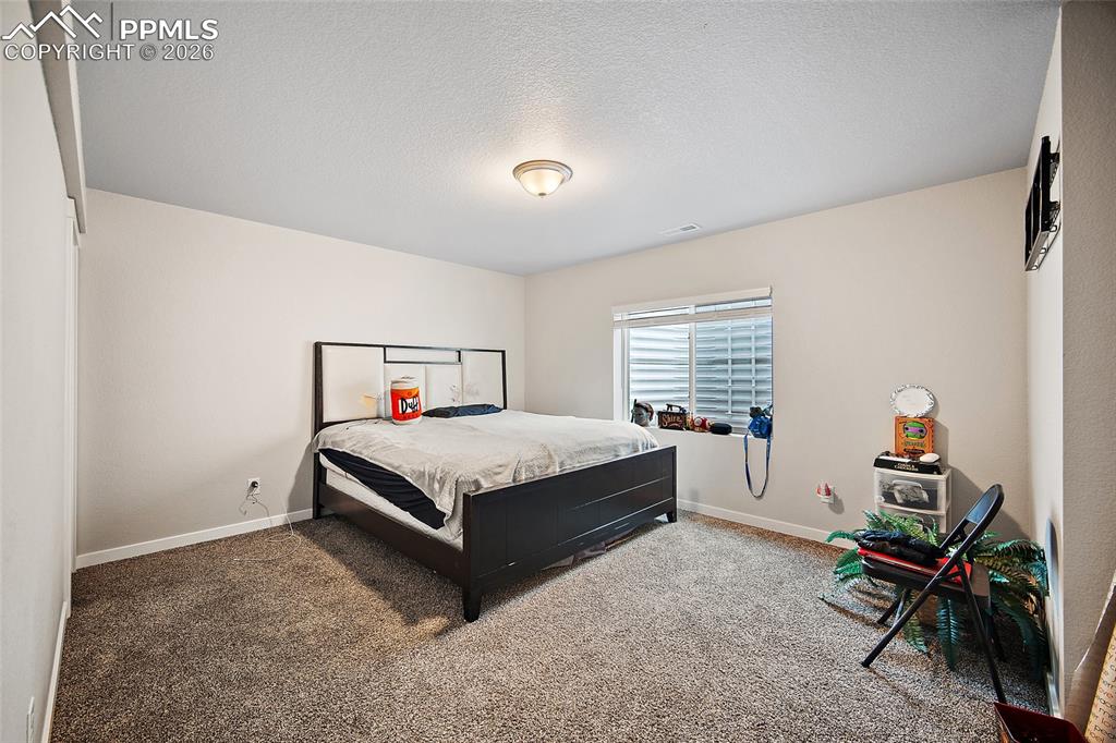 Image 29 of 46: Bedroom