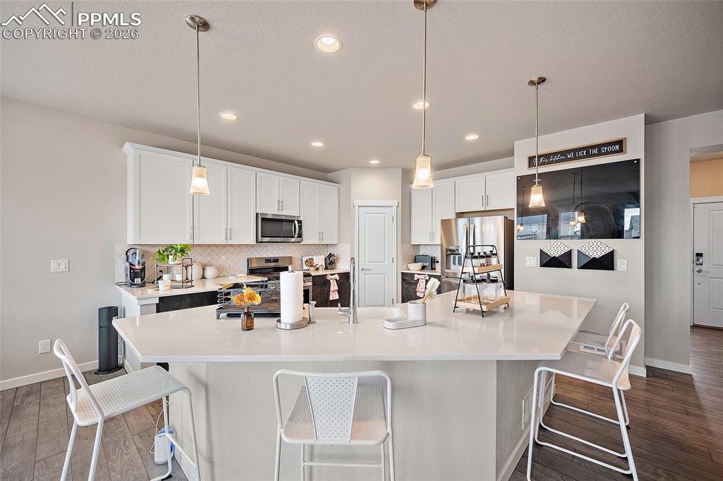 Image 5 of 46: Kitchen