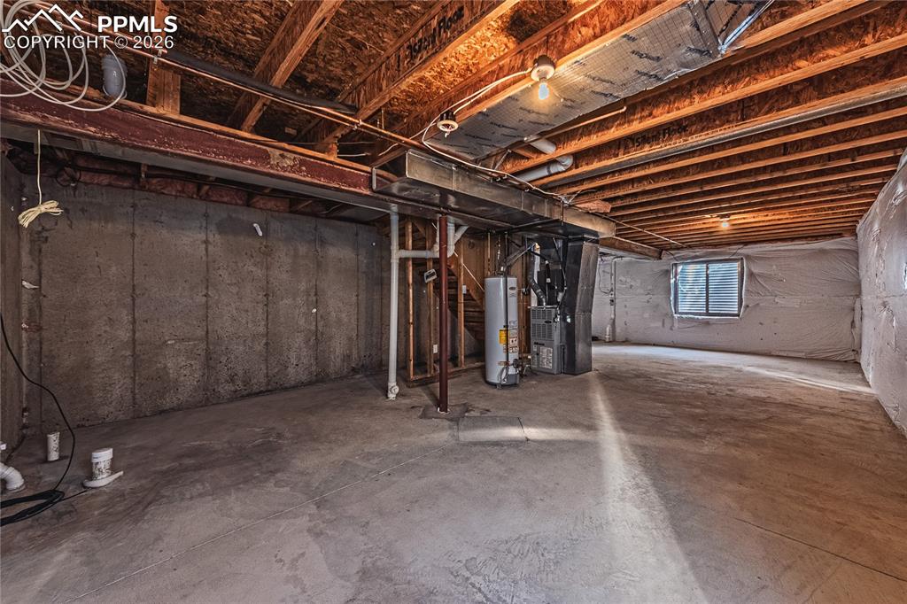 Image 30 of 31: Basement