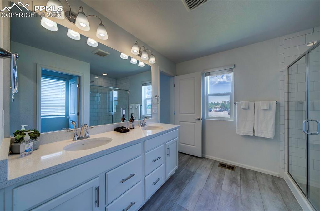 Image 21 of 36: Master Bathroom