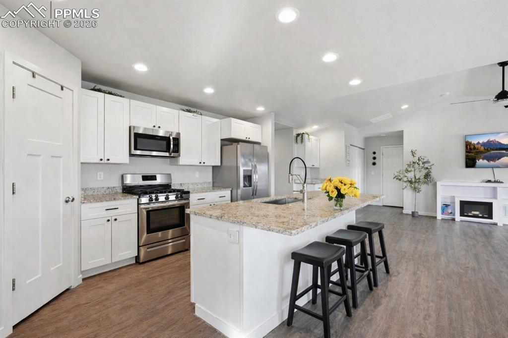 Image 10 of 29: Kitchen