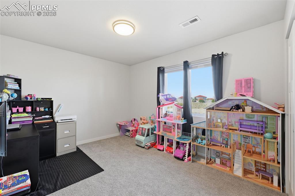 Image 18 of 29: Bedroom 3/ Office space