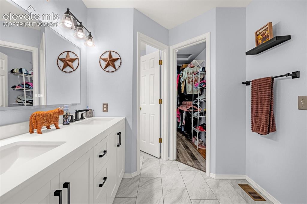 Image 18 of 47: Master Bathroom