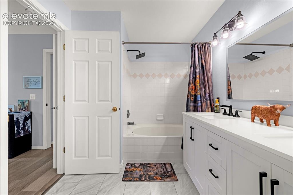 Image 19 of 47: Master Bathroom