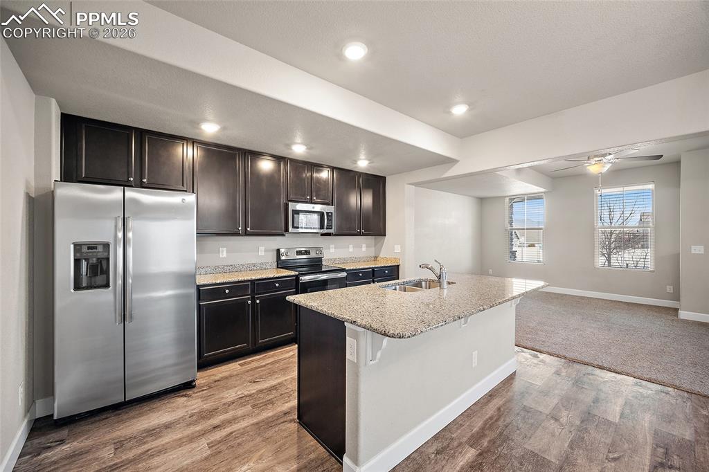 Image 14 of 42: Kitchen