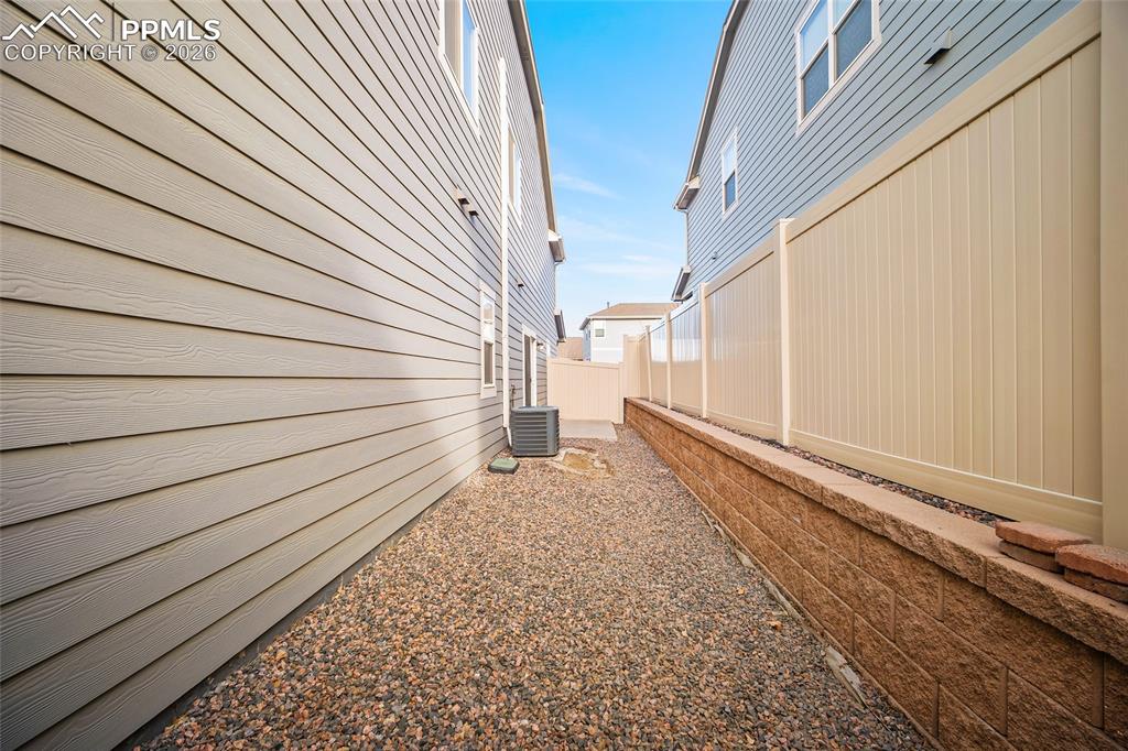 Image 32 of 42: Side of Structure