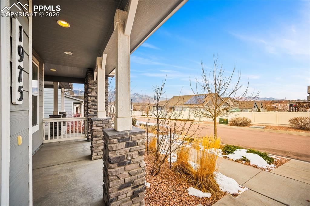 Image 7 of 42: Patio