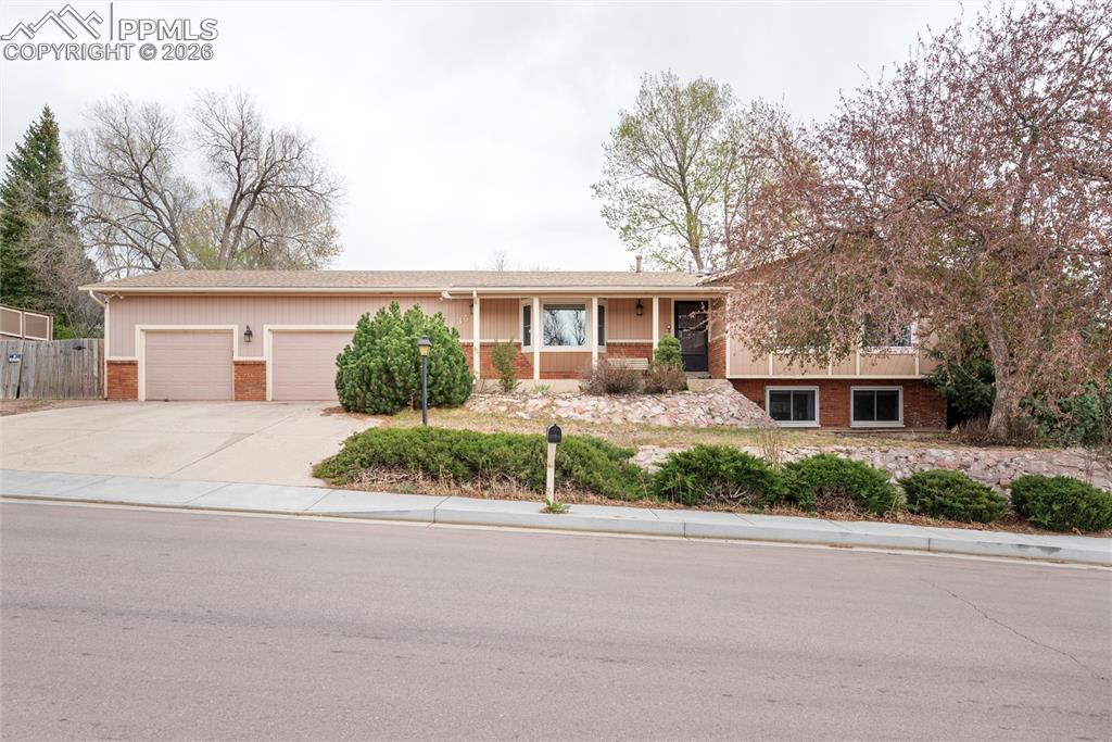 Image 1 of 17: Front of Structure