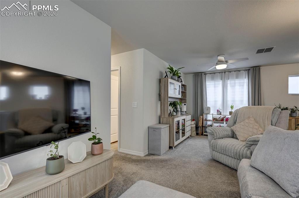 Image 30 of 42: Living Room