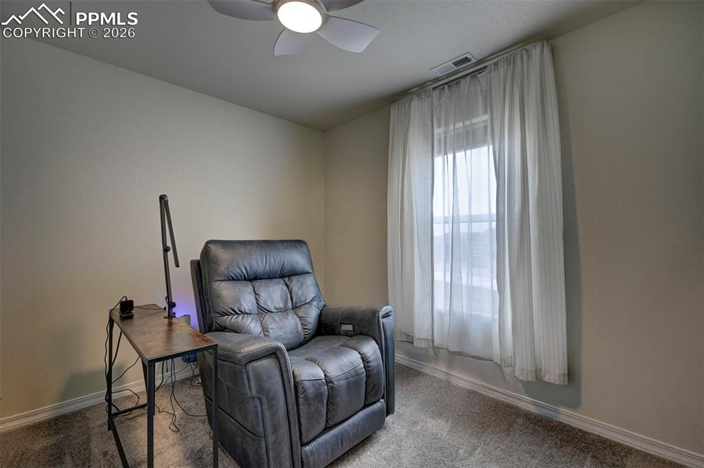 Image 32 of 42: Sitting Room